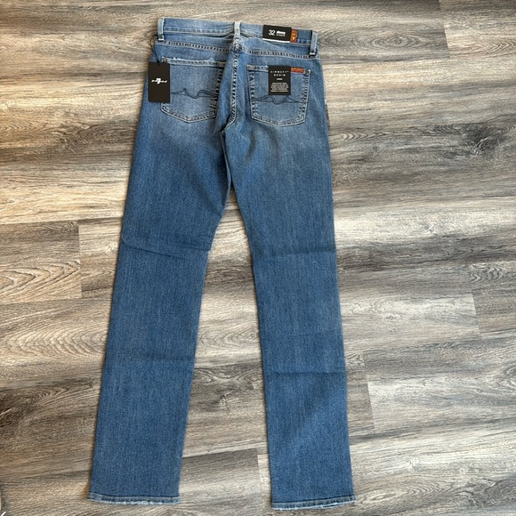 7 For All Mankind Men’s Slim Straight Leg Jean size 32 NWT - Picture 1 of 4